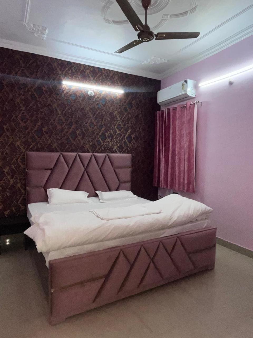 Kashi Anadam Bnb Варанасі Екстер'єр фото