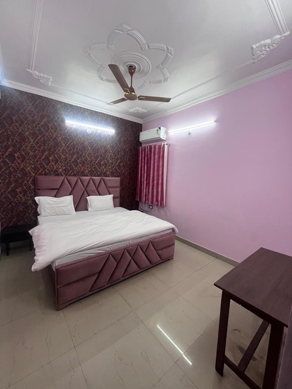 Kashi Anadam Bnb Варанасі Екстер'єр фото
